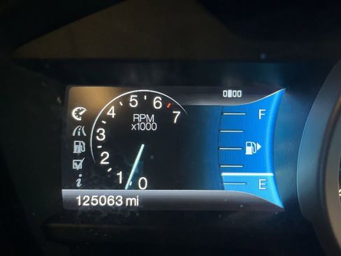 Used 2011 Ford Explorer XLT w/ 202A Rapid Spec Order Code image 18