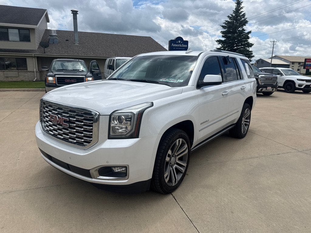 Used 2018 GMC Yukon Denali w/ Denali Ultimate Package AWD/4WD image 1