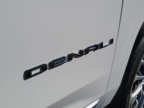 Certified 2025 GMC Yukon XL Denali image 8