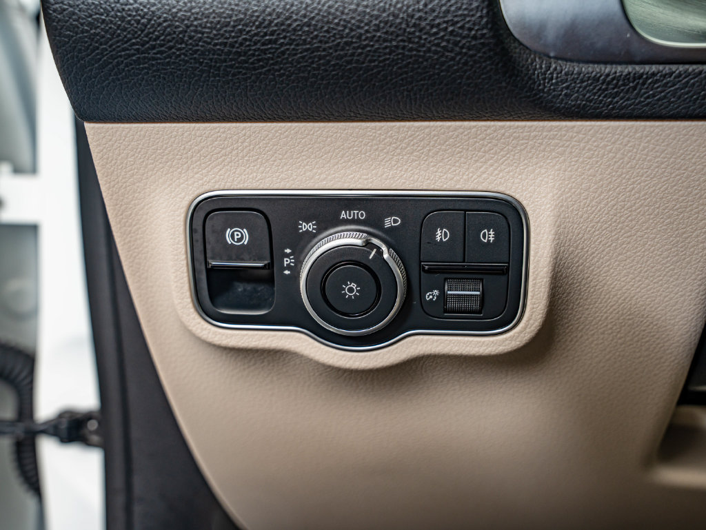 Certified 2026 Mercedes-Benz GLB 250 4MATIC image 20