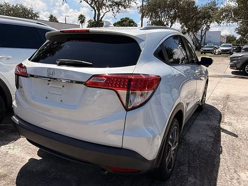 Used 2021 Honda HR-V EX image 9