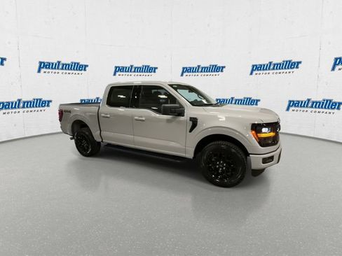 New 2026 Ford F150 XLT w/ XLT Black Appearance Package AWD/4WD image 13