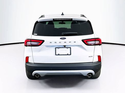 Used 2025 Ford Escape SE FWD image 5