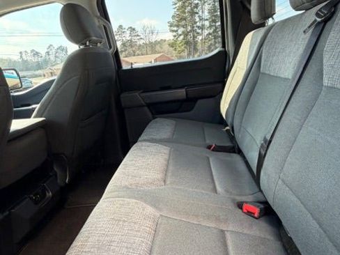 Used 2021 Ford F150 XLT image 17