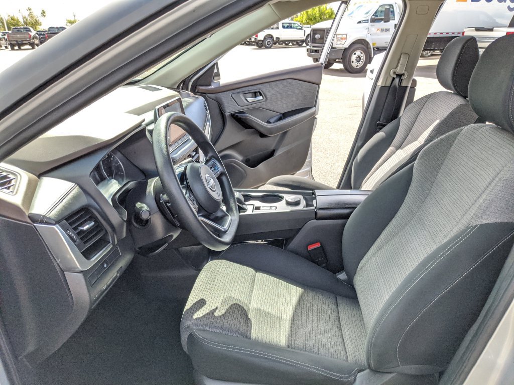 Used 2023 Nissan Rogue SV AWD/4WD image 15