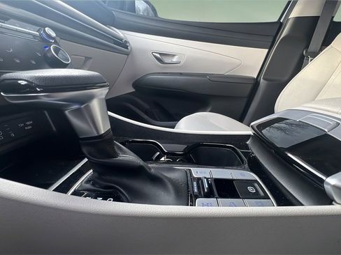 Certified 2025 Hyundai Tucson SEL image 24