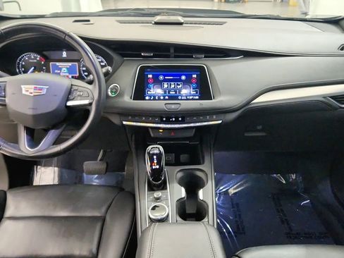 Used 2020 Cadillac XT4 Premium Luxury image 37
