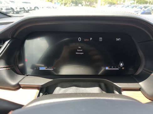 Used 2022 Jeep Grand Cherokee Summit RWD image 36