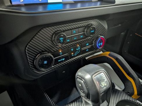 Used 2024 Ford Bronco Badlands image 23