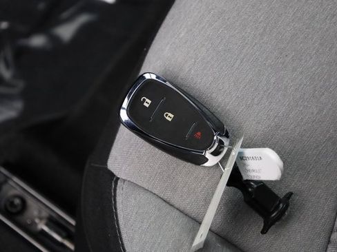 Used 2024 Chevrolet Equinox LS w/ LS Convenience Package image 29