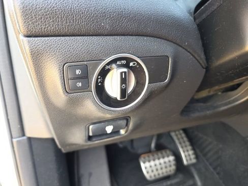 Used 2015 Mercedes-Benz GLA 250 4MATIC image 15