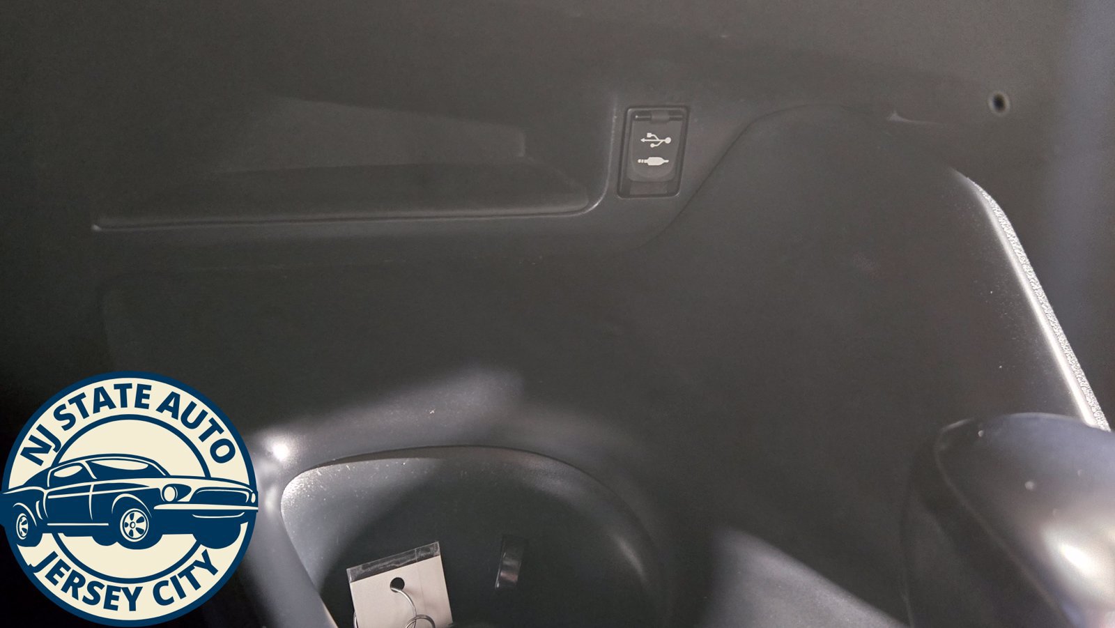 Used 2018 Toyota C-HR XLE FWD image 16