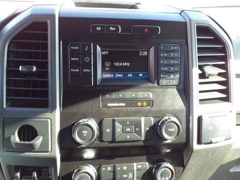 Used 2019 Ford F550 4x4 SuperCab Super Duty image 20