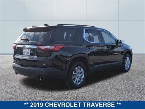 Used 2019 Chevrolet Traverse LT w/ LPO, Cargo Package image 5