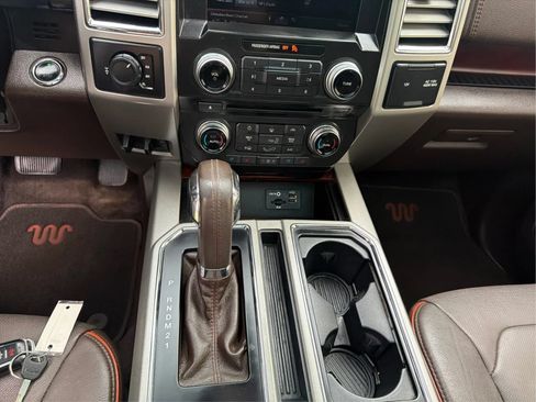 Used 2015 Ford F150 King Ranch w/ Equipment Group 601A Luxury AWD/4WD image 51