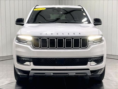 Used 2024 Jeep Wagoneer Series II w/ Flexible Seating Group AWD/4WD image 2