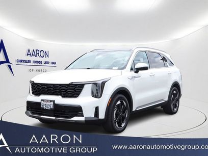 Used 2025 Kia Sorento EX w/ EX Panoramic Sunroof Package