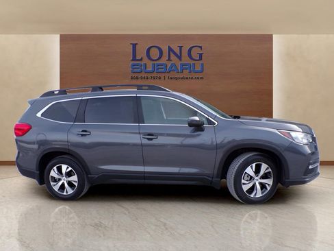 Used 2022 Subaru Ascent Premium w/ Convenience Package image 5