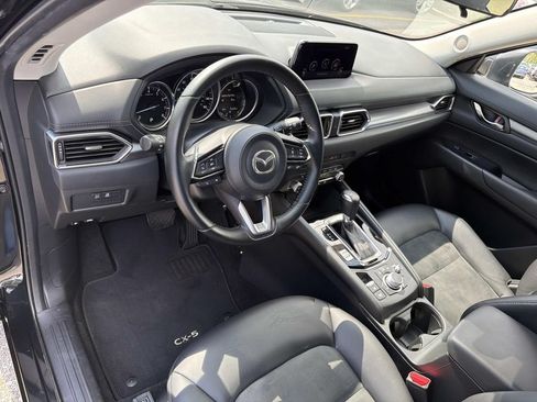 Used 2020 MAZDA CX-5 Touring FWD image 17