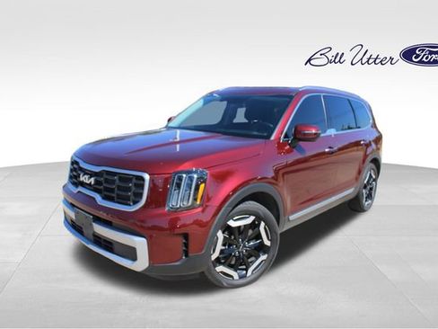 Used 2024 Kia Telluride S w/ S Sunroof Package FWD image 1