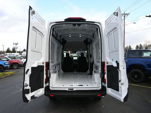 New 2026 Ford Transit 250 148 High Roof image 28