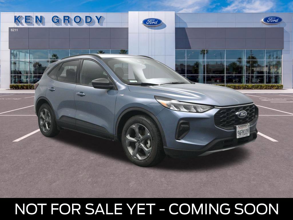 Used 2025 Ford Escape ST-Line w/ Equipment Group 301A FWD image 1