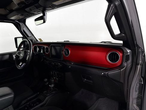 Used 2022 Jeep Gladiator Rubicon w/ Cold Weather Group AWD/4WD image 25