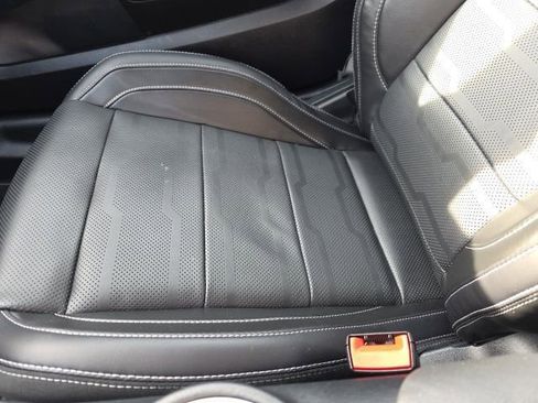 Used 2022 Ford Mustang GT Premium w/ GT Performance Package RWD image 9