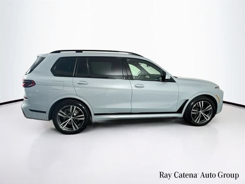 Used 2026 BMW X7 xDrive40i w/ M Sport Package AWD/4WD image 8