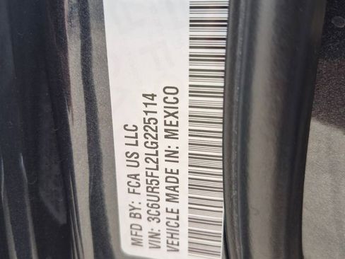 Used 2020 RAM 2500 Laramie AWD/4WD image 27