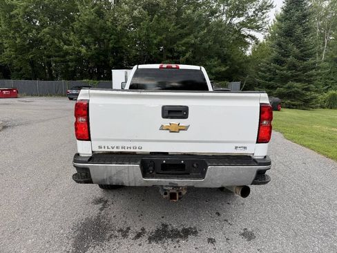 Used 2019 Chevrolet Silverado 3500 LT AWD/4WD image 6