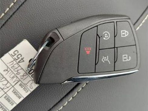 New 2025 GMC Acadia Elevation w/ LPO, Floor Liner Package image 30