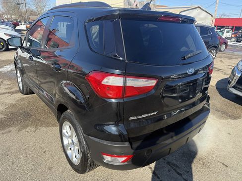 Used 2018 Ford EcoSport SE w/ SE Convenience Package image 4