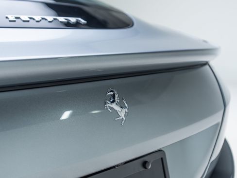 Used 2023 Ferrari Roma RWD image 36