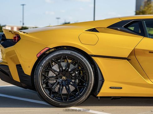 Used 2026 Lamborghini Temerario AWD/4WD image 10