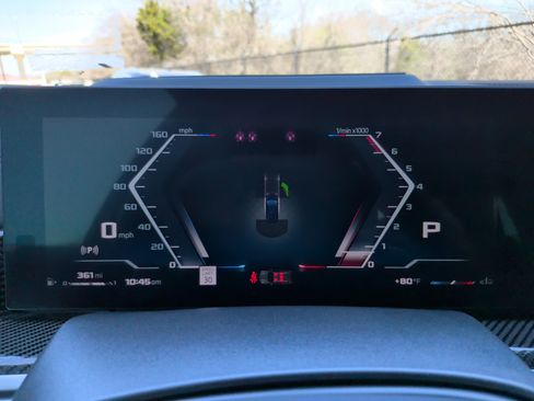 Certified 2024 BMW X7 M60i w/ Executive Package image 16