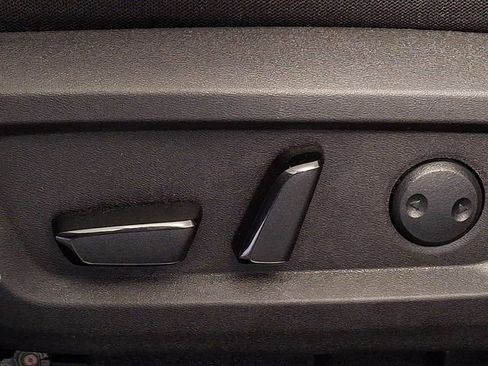Used 2023 Nissan Rogue SV AWD/4WD image 24