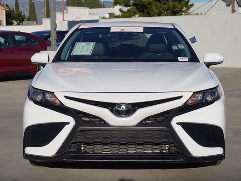 Certified 2023 Toyota Camry SE image 3