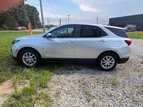 Used 2022 Chevrolet Equinox LT FWD image 3