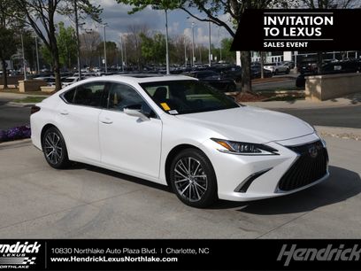 Used 2025 Lexus ES 350 w/ Premium Package