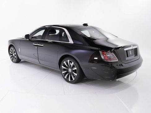 Certified 2024 Rolls-Royce Ghost image 3