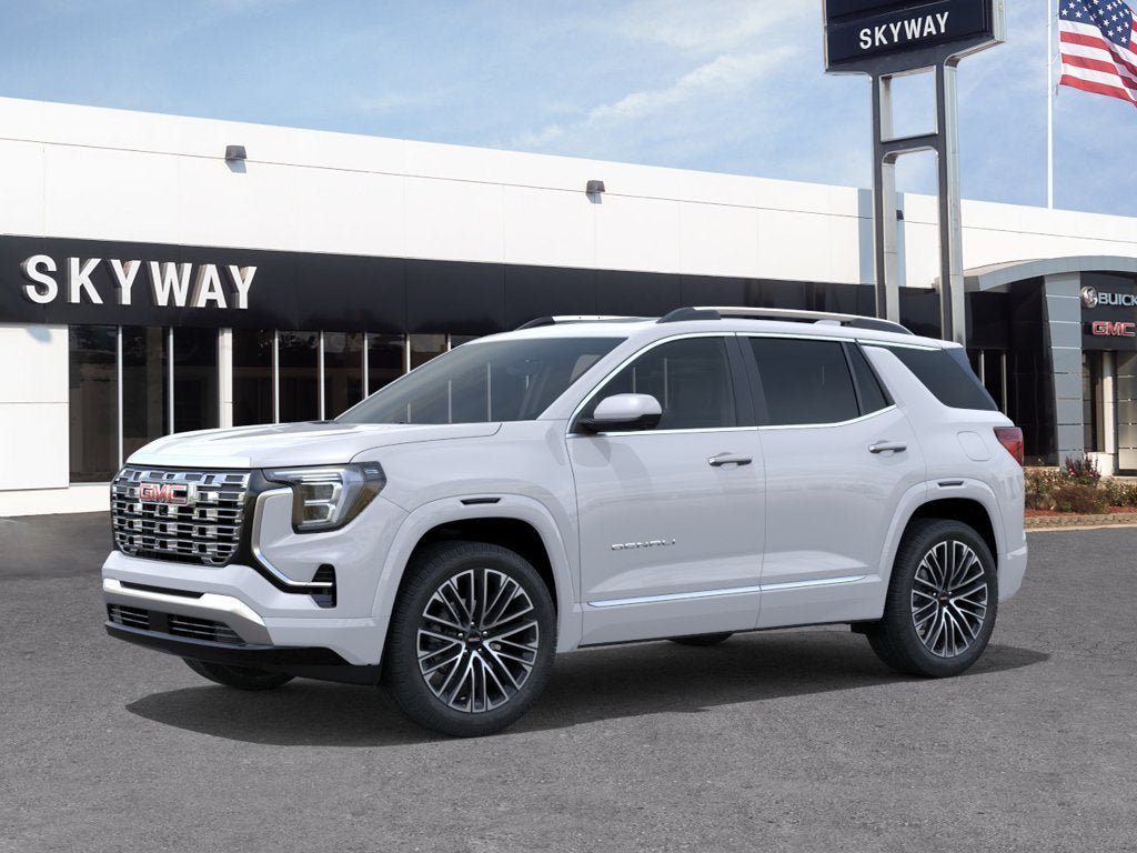 New 2027 GMC Terrain Denali w/ LPO, Floor Liner Package AWD/4WD image 2