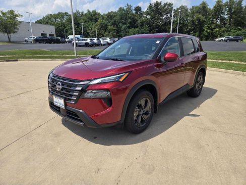 New 2026 Nissan Rogue SV w/ Cold Weather Package AWD/4WD image 4
