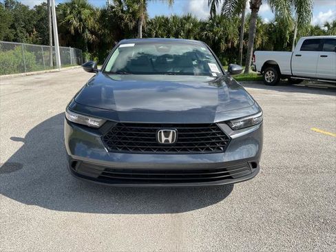 Used 2025 Honda Accord LX image 8