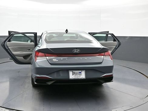 Certified 2022 Hyundai Elantra SEL w/ Cargo Package image 46