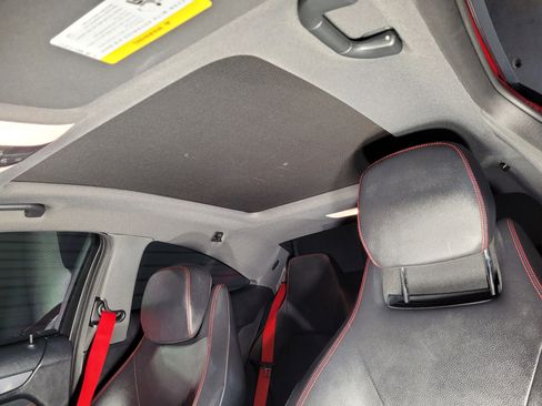 Used 2014 Mercedes-Benz C 250 Coupe image 33