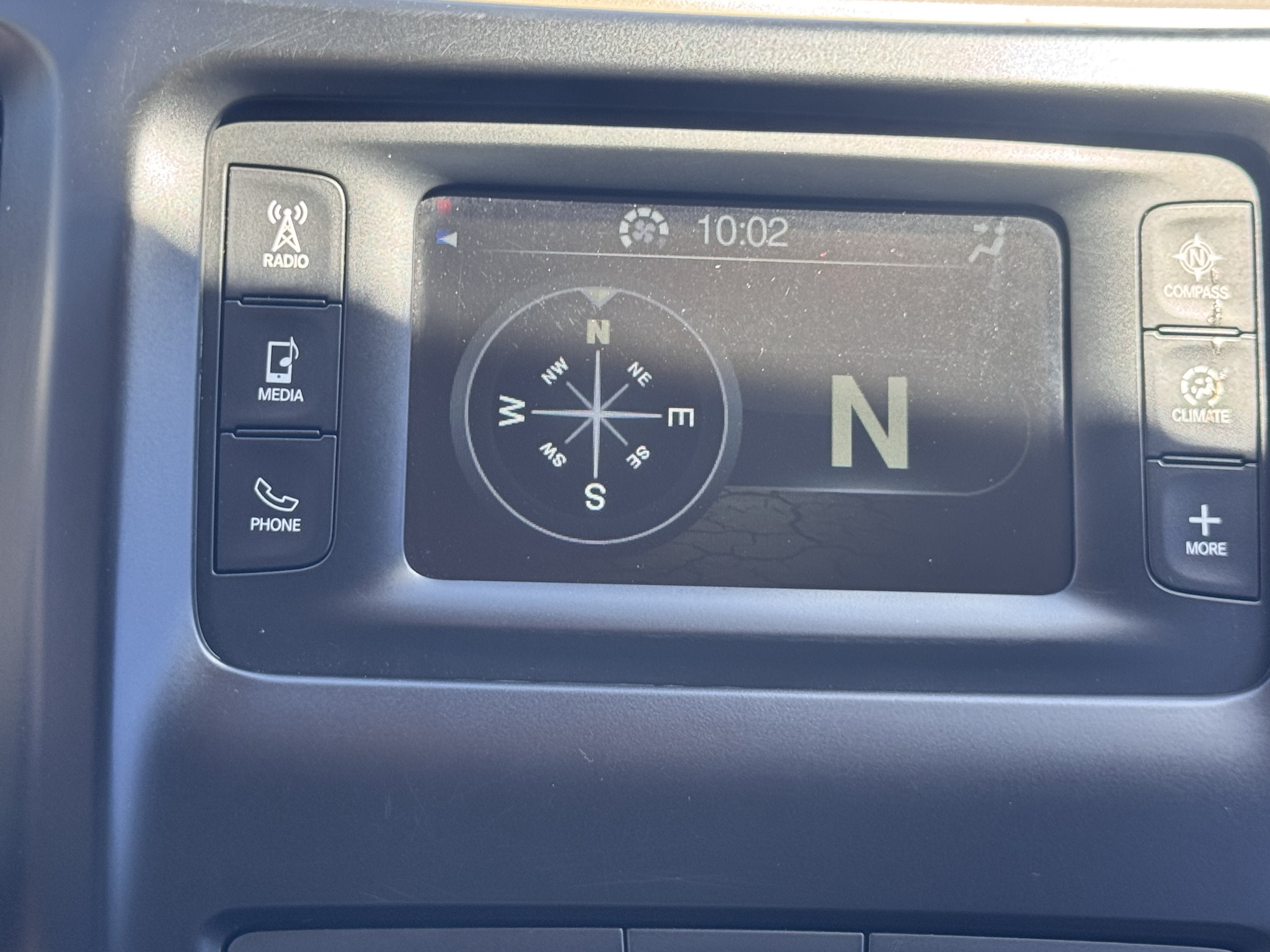 Used 2017 Jeep Cherokee Latitude FWD image 24