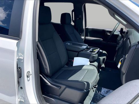 Used 2025 Chevrolet Silverado 1500 Custom RWD image 8