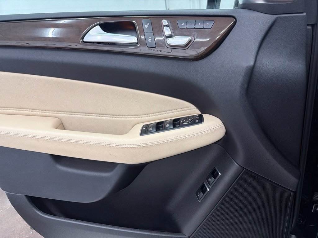 Certified 2019 Mercedes-Benz GLS 450 4MATIC image 21
