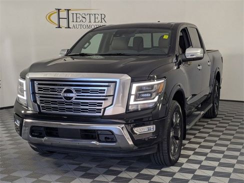 Used 2023 Nissan Titan Platinum Reserve w/ Moonroof Package image 4